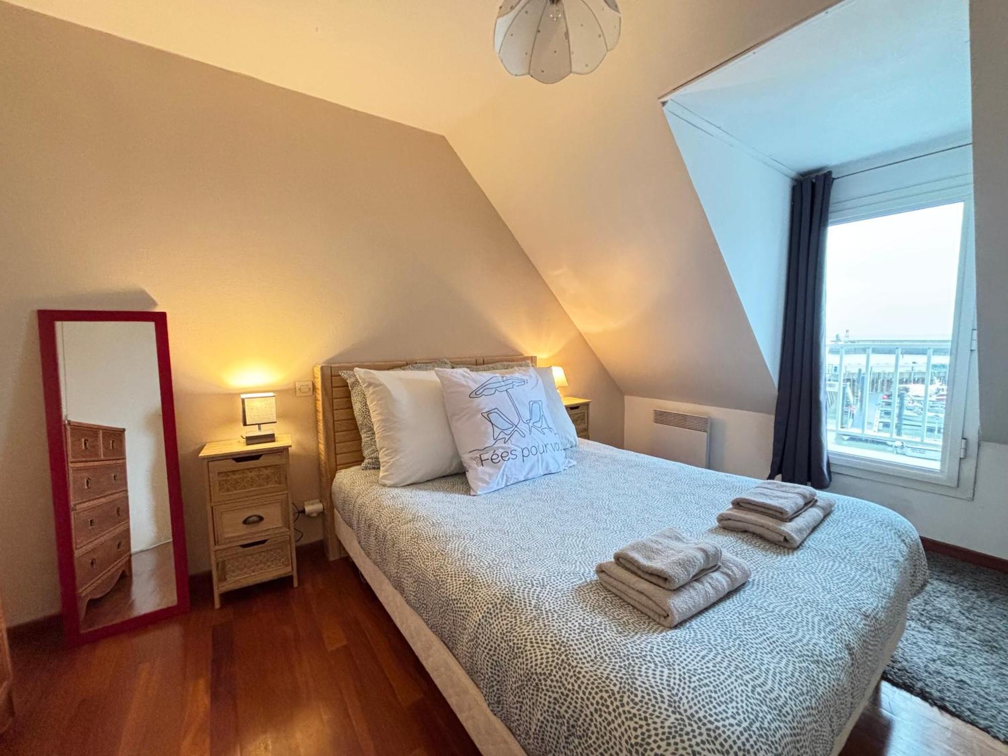 Cote Cottage Apt 3 Chambres Bien Equipee Vue Imprenable Sur Port Et Mer Etreham Екстериор снимка